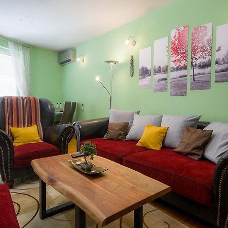 Top Center Spacious Apartment With Ac And Free Underground Parking Sofia Exterior foto